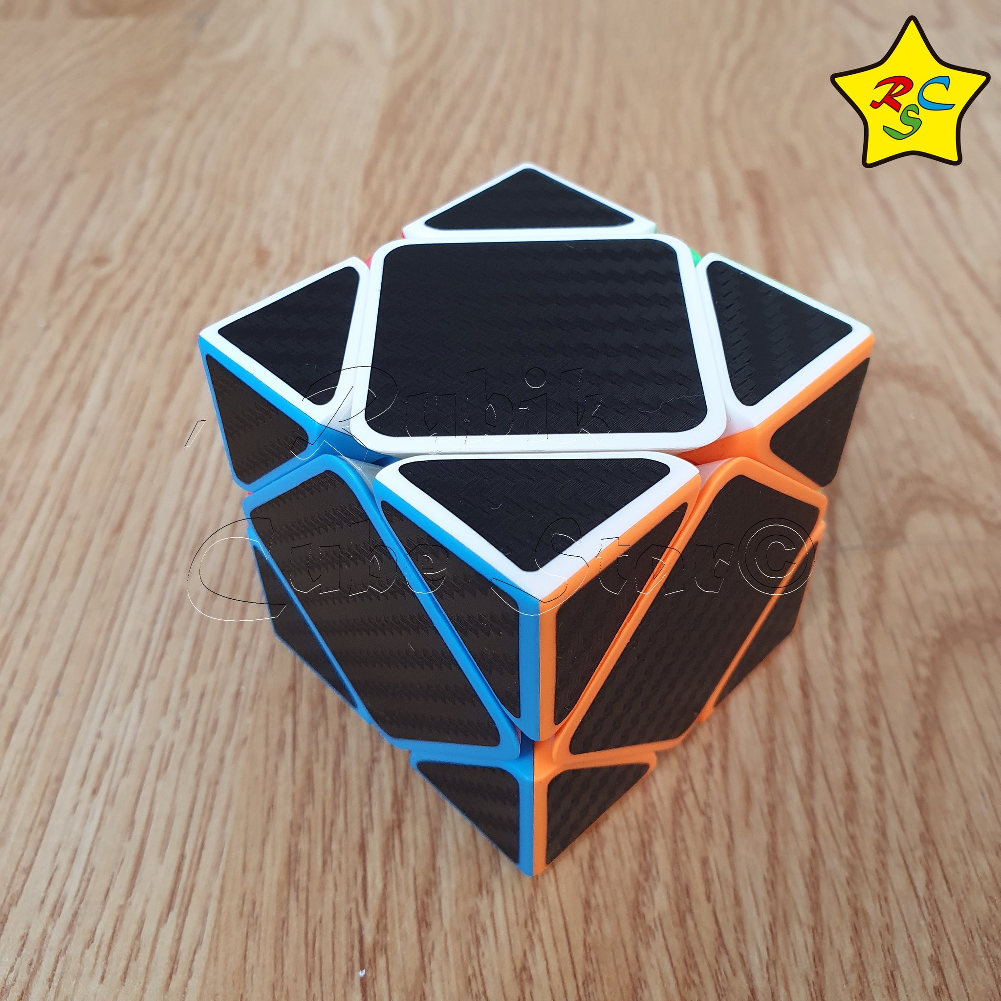 Rubik’s Cube 3x3 MoYu Fibre de Carbone