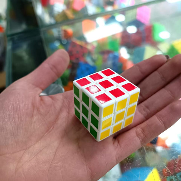 Cubo Rubik 3x3 Mini 3cm Blanco Buen Giro Pequeño Coleccion